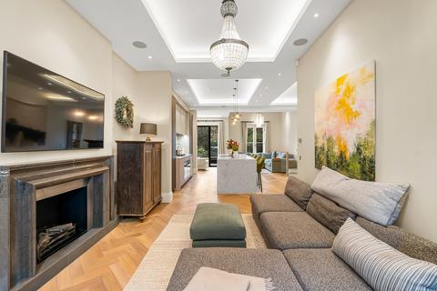 3 bedroom apartment for sale, Elm Park Road, London SW3
