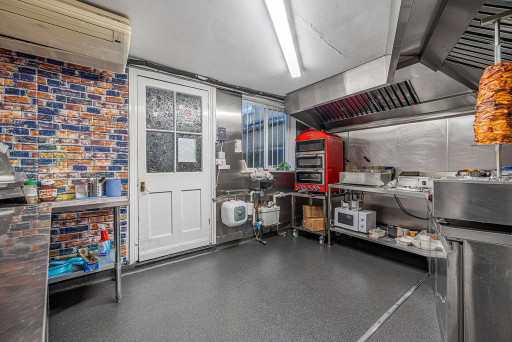 Commercial Unit 4 West Street