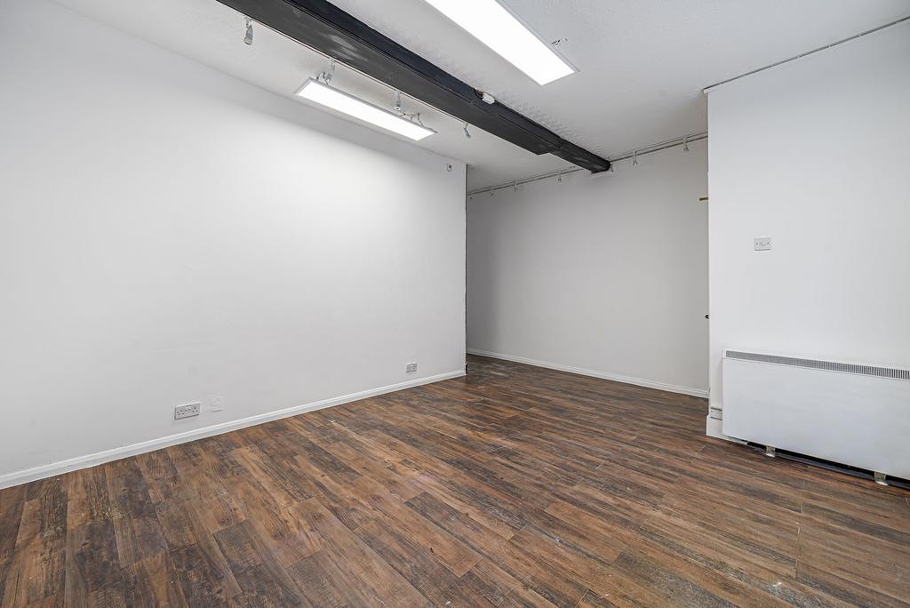 Commercial Shop Unit 5 West Street