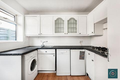 31 Claregate, Northampton, NN4 0QZ