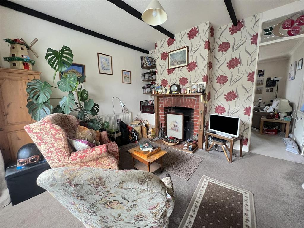 Sitting Room: