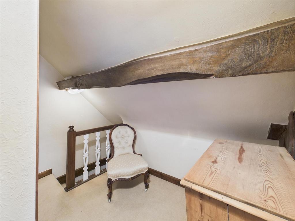 2nd Floor Landing