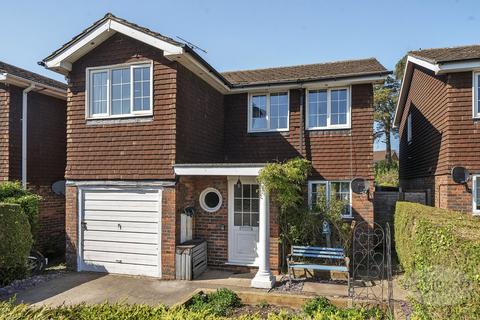 undefined, Rowan Tree Close, Liss, Hampshire, GU33