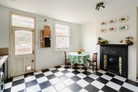 17 Sandbed Road, Bristol, BS2 9TY