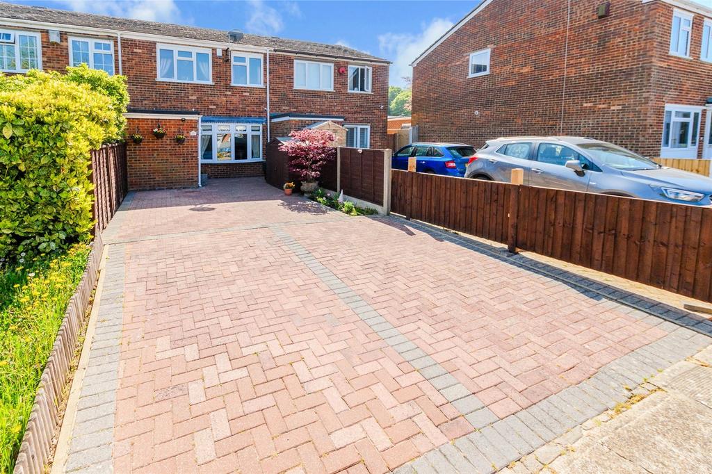Driveway/Parking