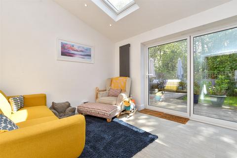 3 bedroom semi-detached house for sale, Greville Avenue, South Croydon CR2