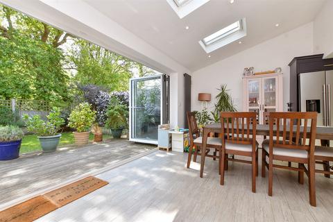 3 bedroom semi-detached house for sale, Greville Avenue, South Croydon CR2