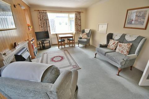 2 bedroom detached bungalow for sale, Ferncroft Road, Bournemouth, BH10