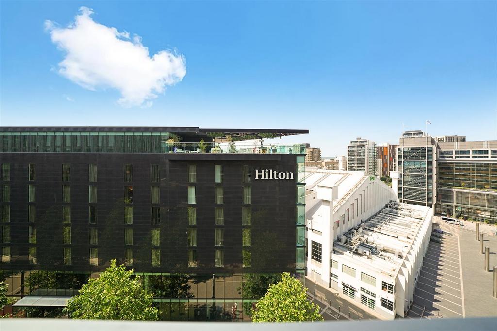 Flat 807 Beton,  14 Wembley Park Boulevard - 8j H52