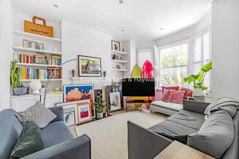 3 bedroom flat to rent, Valetta Road, London, W3