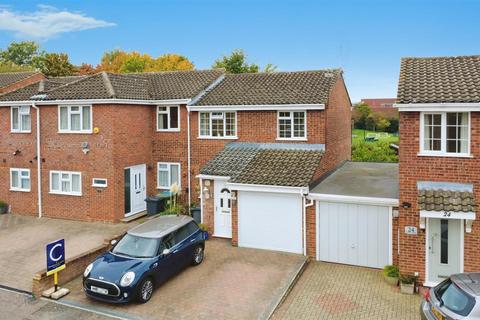 undefined, Berkeley Square, Hemel Hempstead HP2