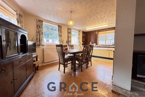 3 bedroom detached bungalow for sale, Ancaster Road, Ipswich