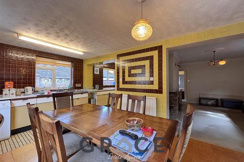 3 bedroom detached bungalow for sale, Ancaster Road, Ipswich
