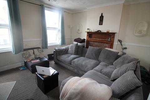 2 bedroom maisonette for sale, Clacton-on-Sea CO15
