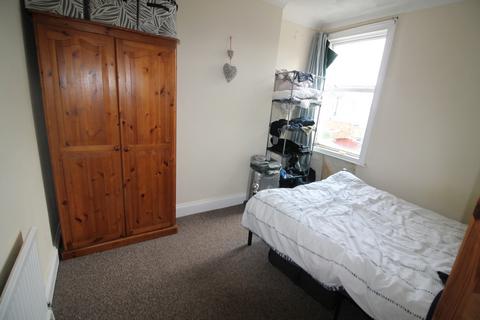 2 bedroom maisonette for sale, Clacton-on-Sea CO15