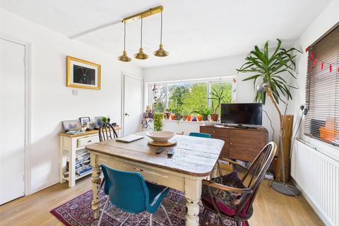 44 Bath Road, Stroud, GL5 3JL