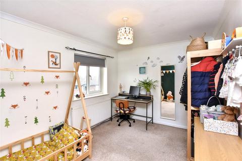 10 Bransby Close, Farsley, Pudsey, LS28 5UW