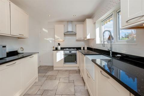 7 Callaways Road, Shipston-on-stour, CV36 4HB