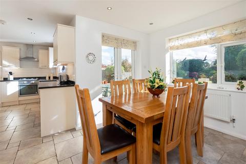 7 Callaways Road, Shipston-on-stour, CV36 4HB