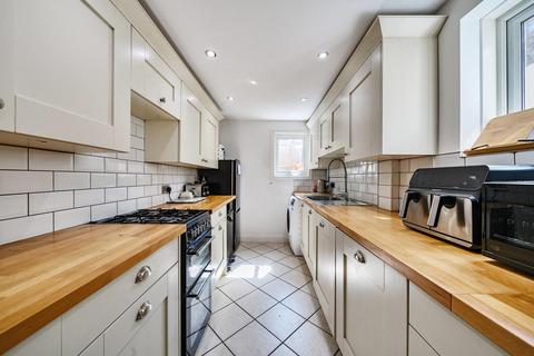 62 Brookdale Road, London, SE6 4JR