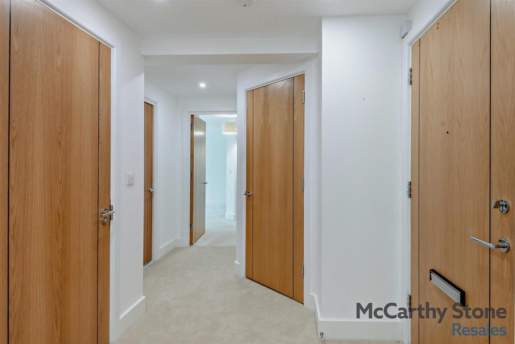 8644713-interior08-800.jpg
