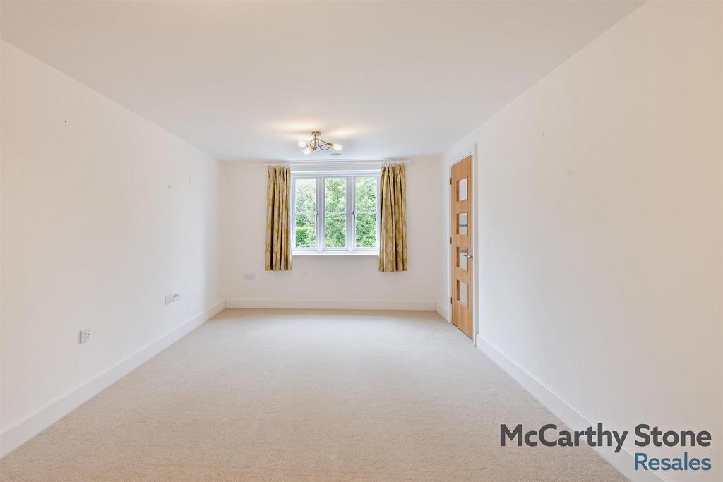 8644713-interior04-800.jpg