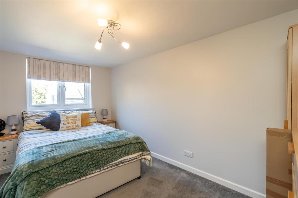 Bedroom 4.jpg