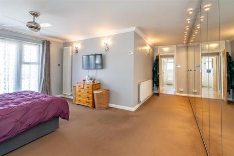 8 Blondell Drive, Bognor Regis, PO21 4BQ