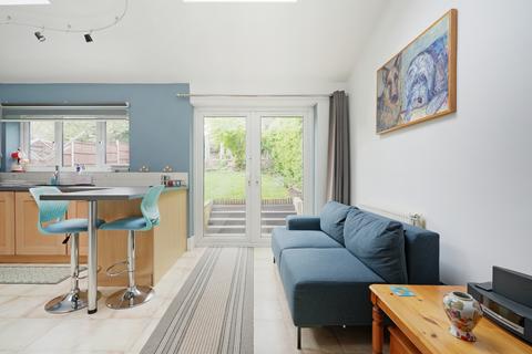 33 Beauchief Rise, Sheffield, S8 0EL