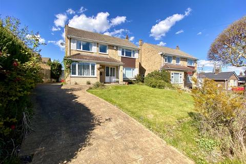 4 bedroom detached house for sale, Dartmouth Avenue, Huddersfield