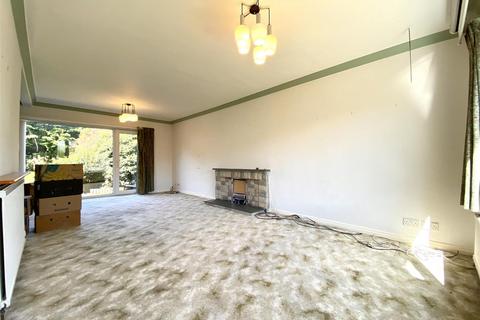 4 bedroom detached house for sale, Dartmouth Avenue, Huddersfield
