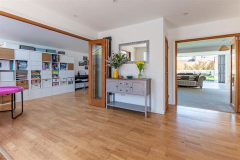 17 Cavendish Close, Saltford, Bristol, BS31 3LH