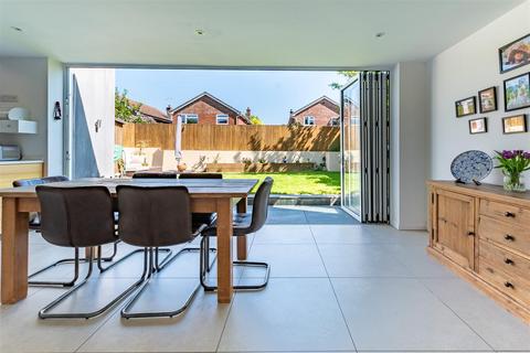 17 Cavendish Close, Saltford, Bristol, BS31 3LH