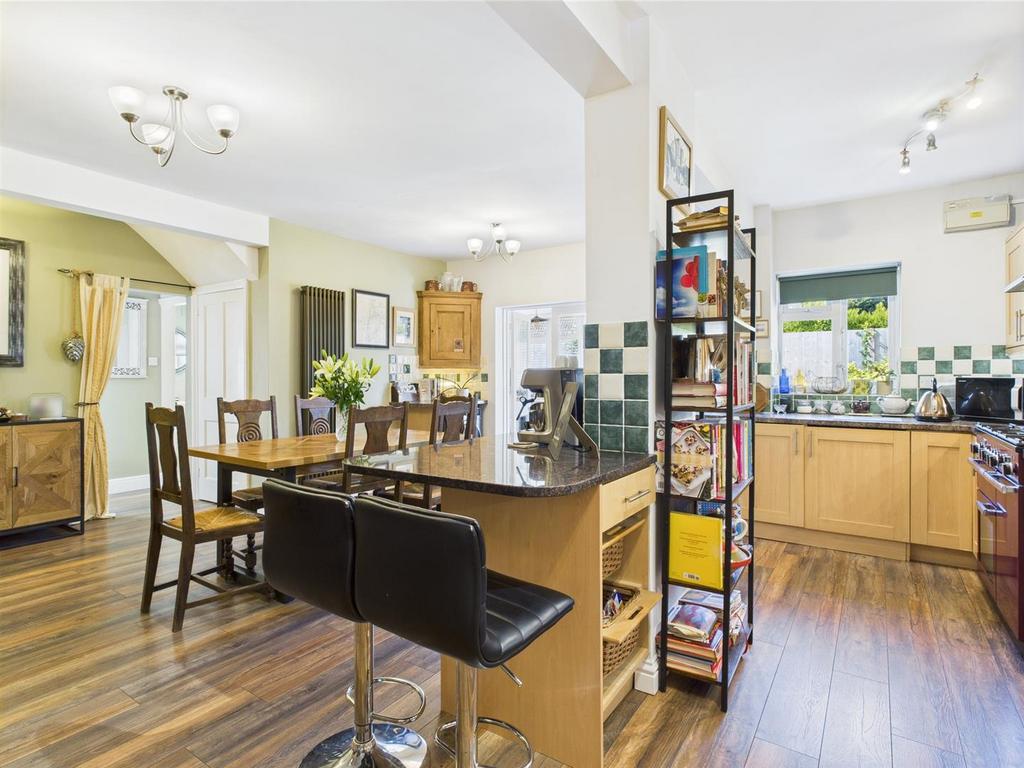 Dining Kitchen