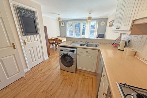 15 Innisfree Close, Wythall, Birmingham, B47 6EW