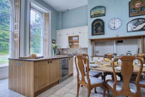 8 bedroom detached house for sale, Rumwell Park, 2 Acres