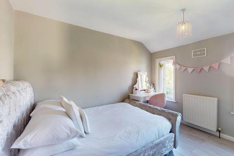 4 Wharfe Crescent, Pool In Wharfedale, Otley, LS21 1LU