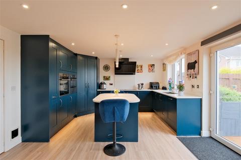 6 Anford Place, Blantyre, Glasgow, G72 0NR
