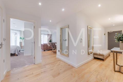 2 bedroom apartment for sale, Palace View, 1 Lambeth High Street, London
