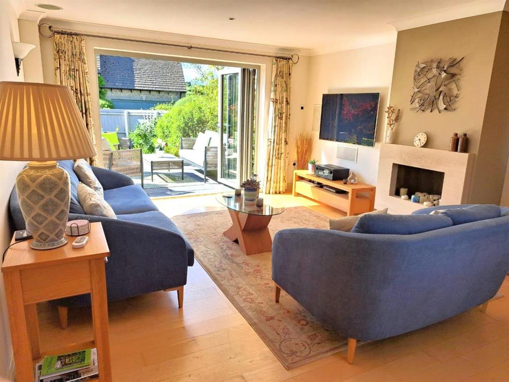 Sitting room 2