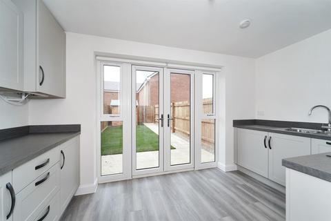2 bedroom terraced house to rent, Rugby CV22