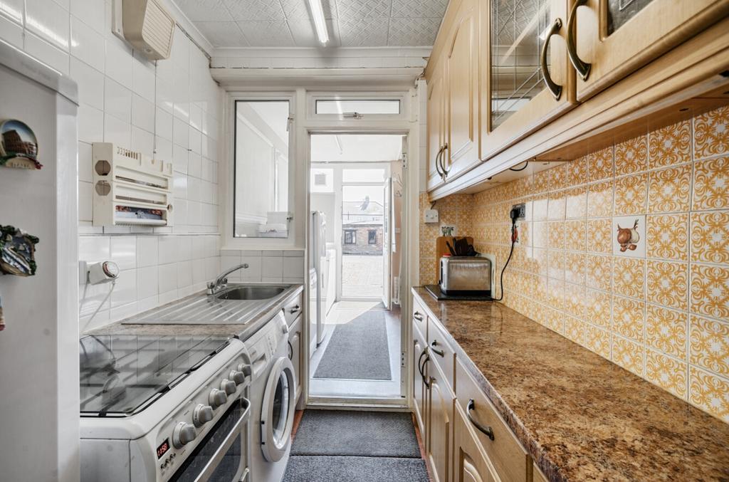 Kitchen Ewe Move Cheam and Sutton estate agents