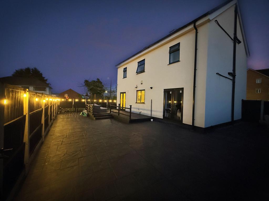 Driveway (night)