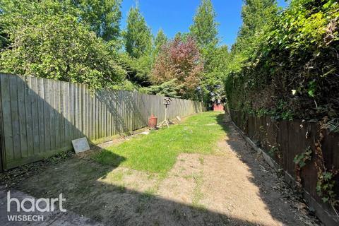 3 bedroom terraced house for sale, New Drove, Wisbech