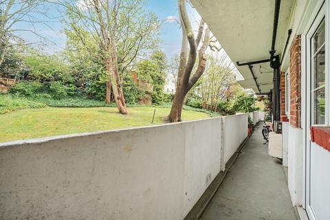 2 bedroom apartment for sale, Lordship Lane, London