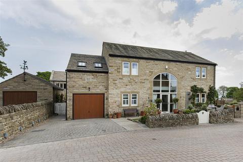 Deer Croft, Farnley Tyas