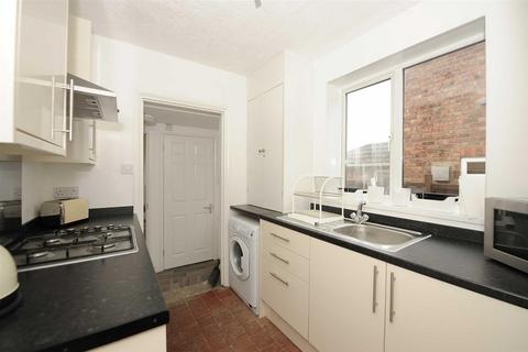 1 bedroom in a house share to rent, Finedon Road, Wellingborough