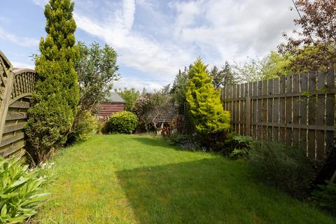Avoca, 28 Drummond Street, Muthill, Crieff, PH5 2AN