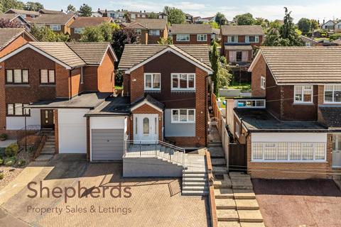17 John Eliot Close, Nazeing, Waltham Abbey, EN9 2NZ