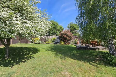 4 bedroom detached bungalow for sale, Grantham Road, Bottesford